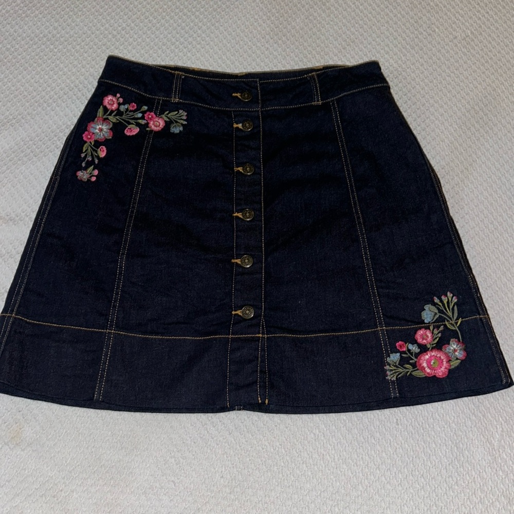 Kate Spade embroidered denim skirt